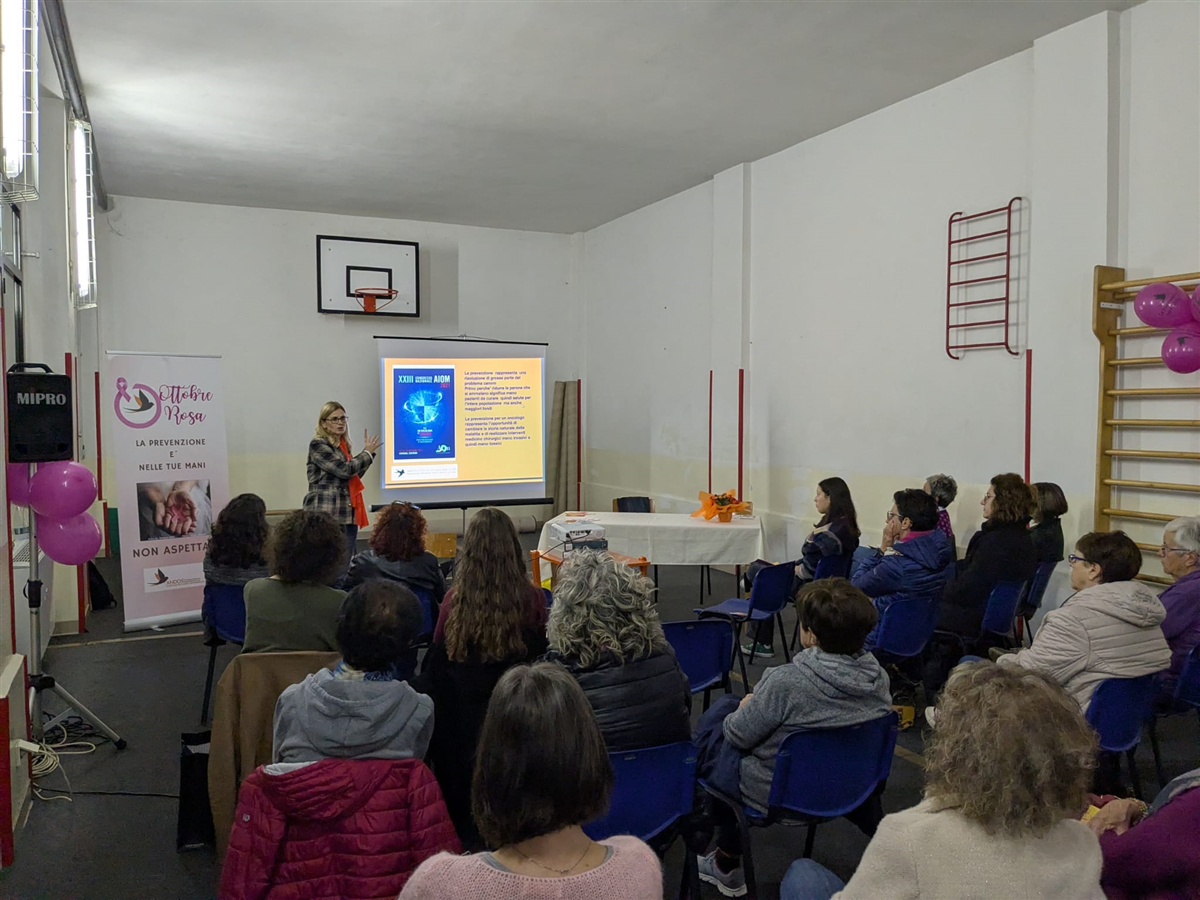 La Dott.ssa Elisabetta Gattoni incontra la popolazione